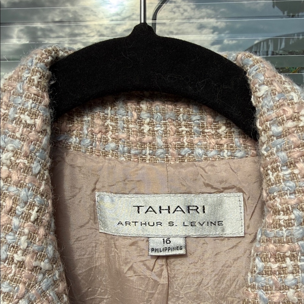 Tahari Light Pink and Green Tweed Blazer - Picture 2 of 14